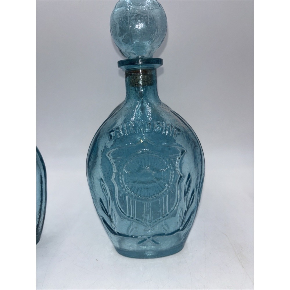 Vintage Whiskey Liquor Bottle Blue Friendship Decanter Glass D-126 Empty - Picture 2 of 5
